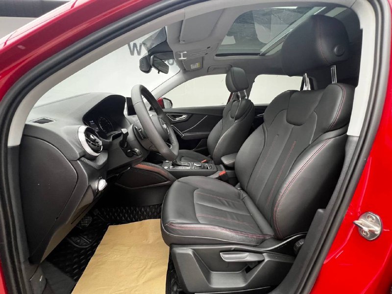 Audi Q2L 2021 фото 4