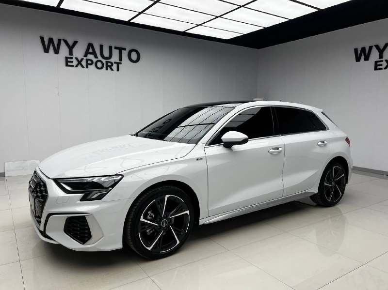 Audi A3s 2023 фото 1