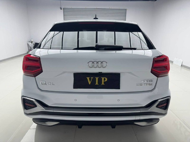Audi Q2 2022 фото 3