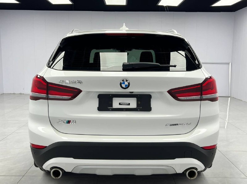 BMW X1 2021 фото 3