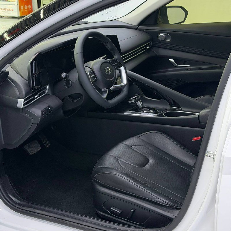 Hyundai ELANTRA 2023 фото 7