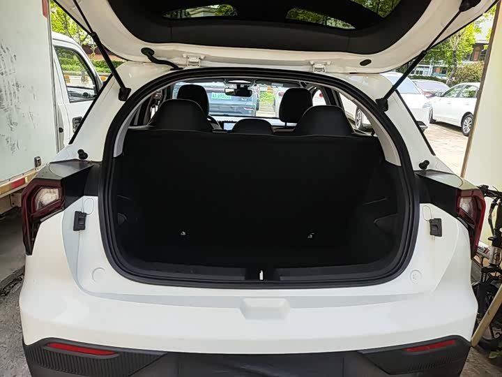 Geely Geometry E Firefly 2023 фото 8