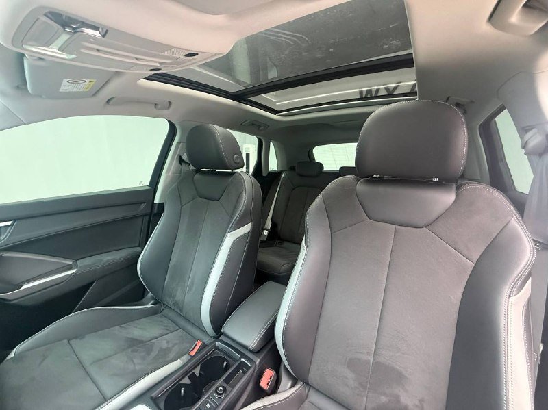 Audi Q3 2022 фото 6