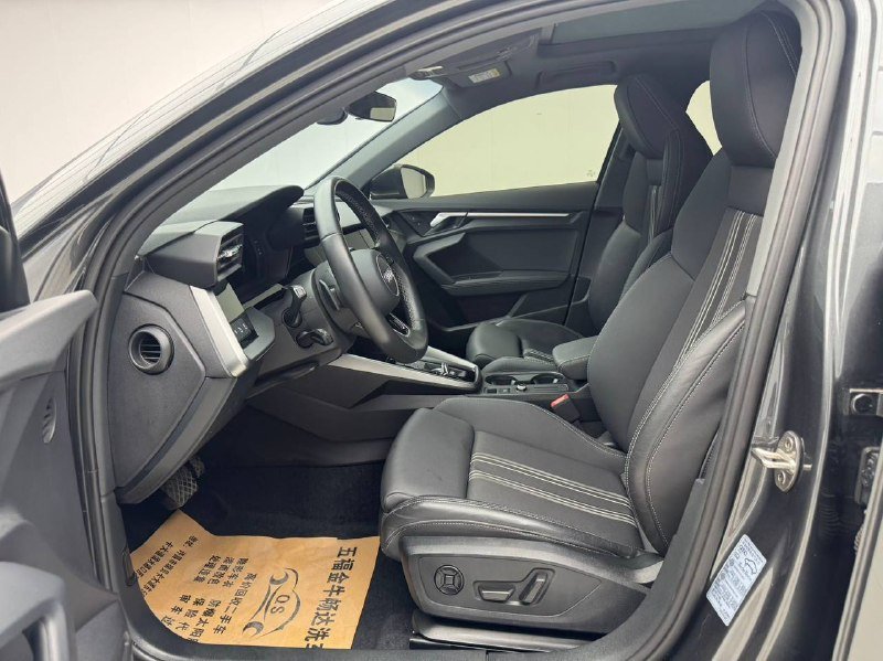 Audi A3L 2023 фото 4