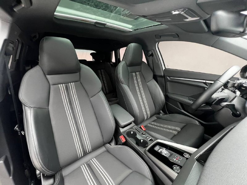 Audi A3s 2023 фото 6