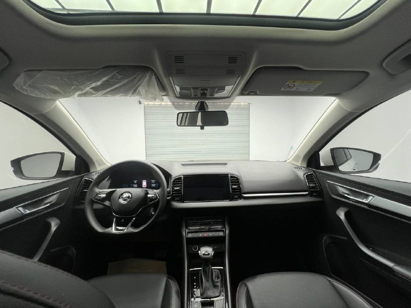Skoda Karoq 2022 фото 8
