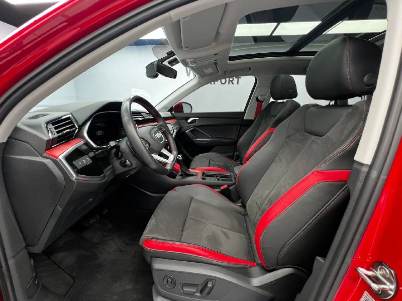 Audi Q3 2023 фото 4