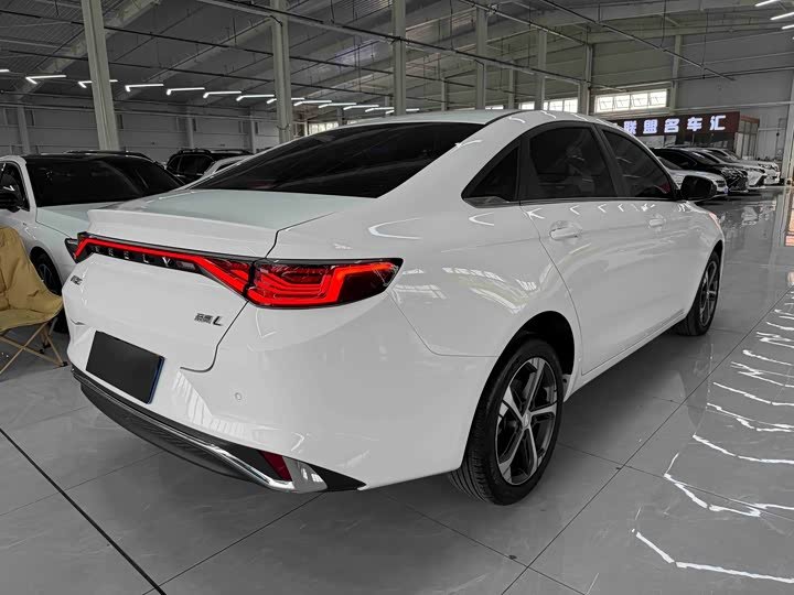Geely Emgrand L Premium Edition 2022 фото 3