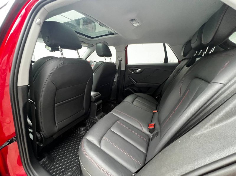 Audi Q2L 2021 фото 5