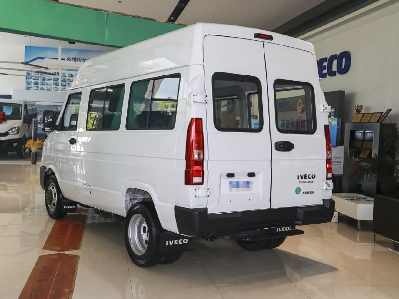 Iveco Deyi 2026 фото 4