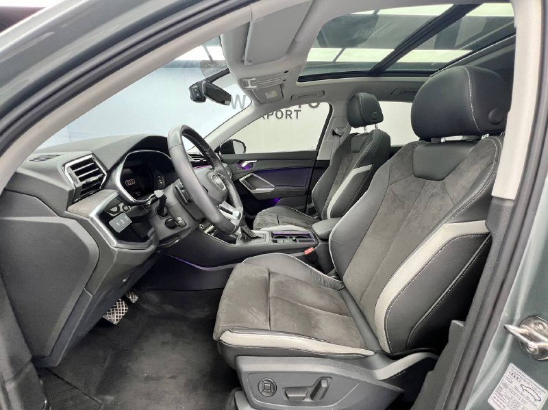 Audi Q3 2022 фото 4