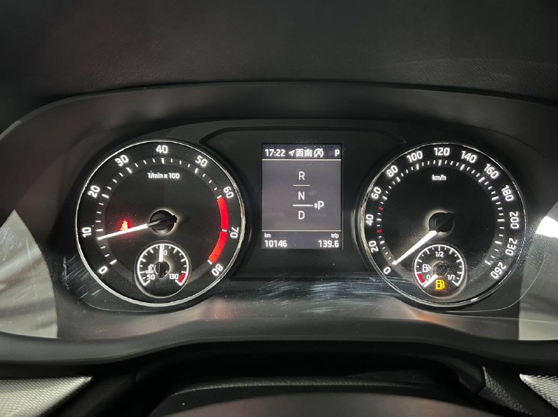 Skoda Octavia Pro 2023 фото 9