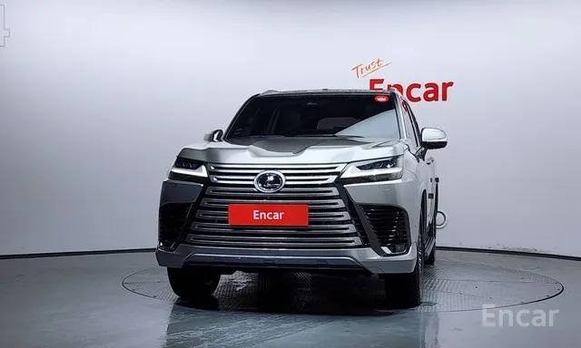 Hyundai Lexus LX700h Luxury 2025 фото 3