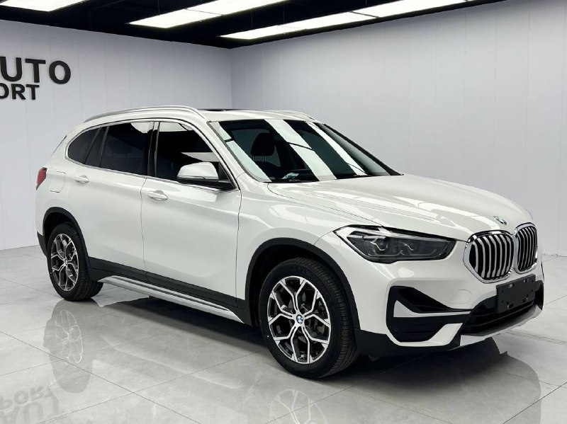 BMW X1 2022 фото 2