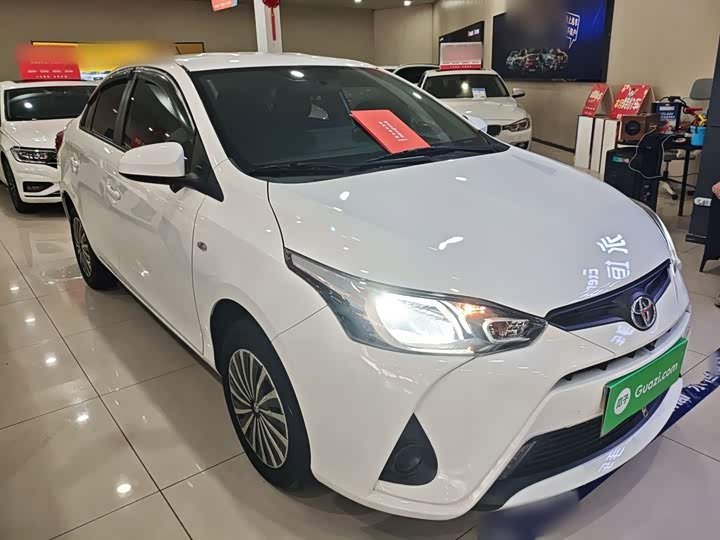 Toyota Vios Leading PLUS 2023 фото 2