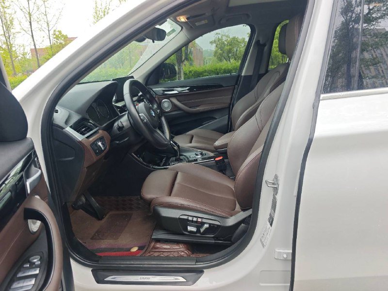 Bmw X1 2022 фото 7