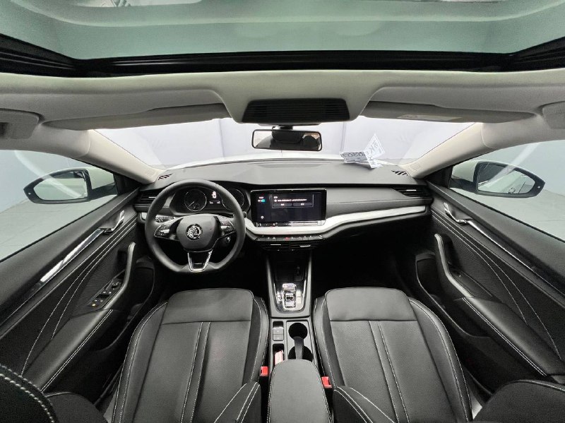 Skoda Octavia Pro 2023 фото 8
