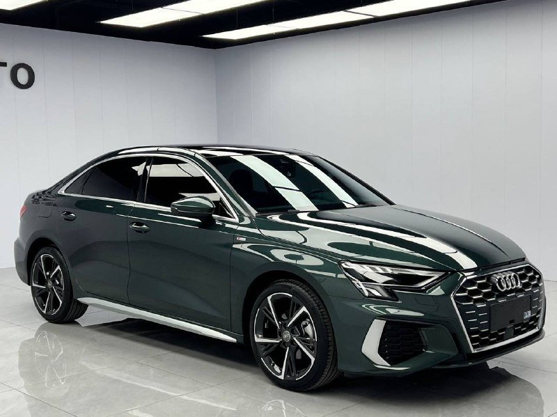 Audi A3 2021 фото 2