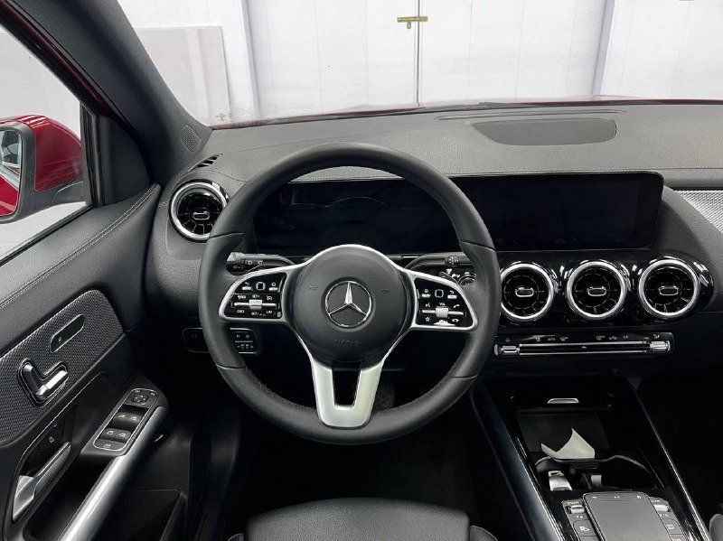 Mercedes-Benz GLA 2021 фото 7