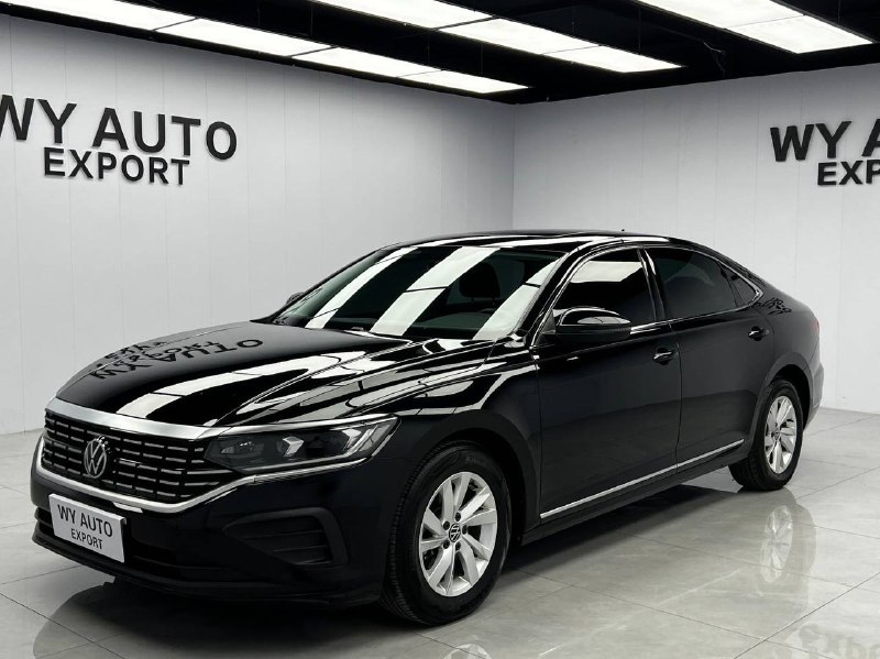 Volkswagen Passat 2023 фото 1