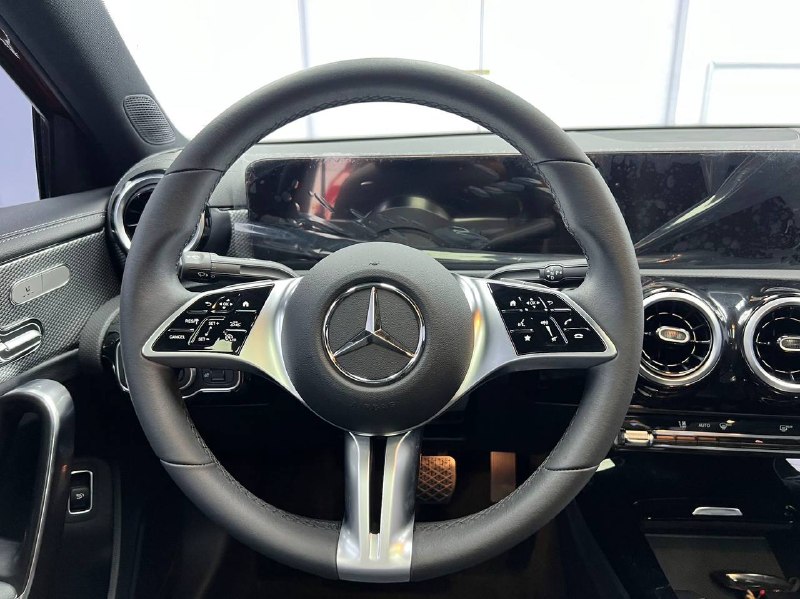 Mercedes-Benz A 2023 фото 7
