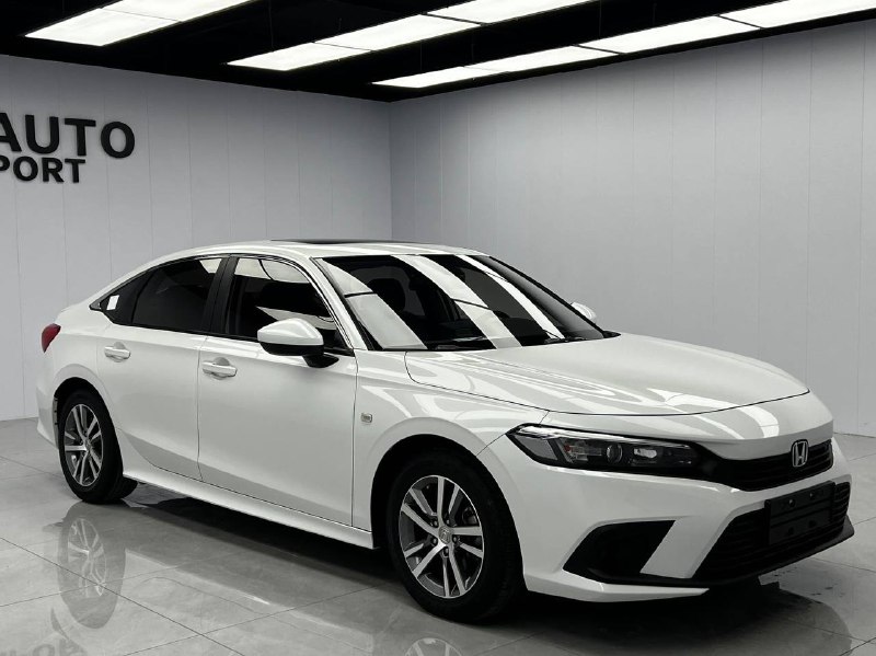 Honda Civic 2021 фото 2