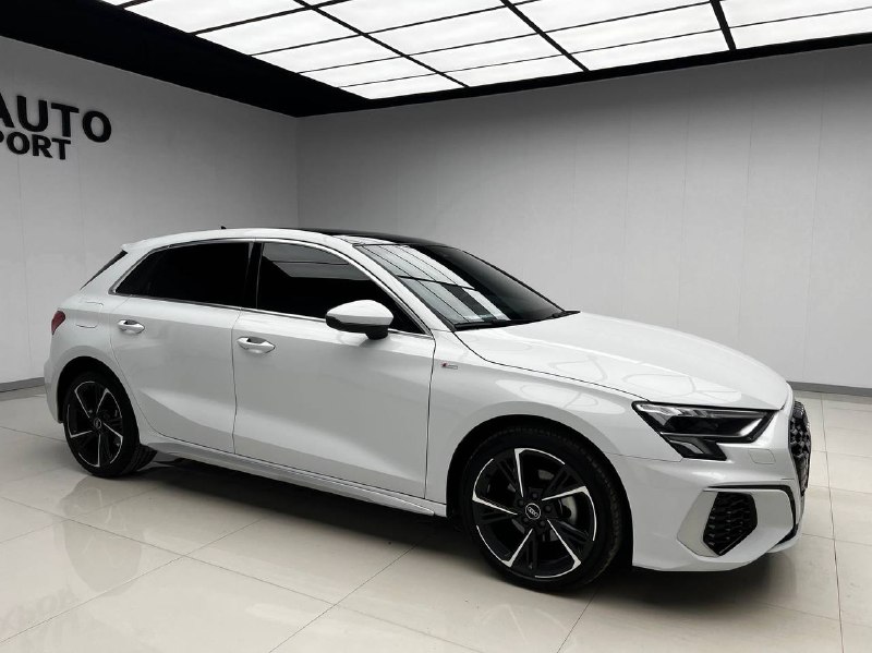 Audi A3s 2023 фото 2