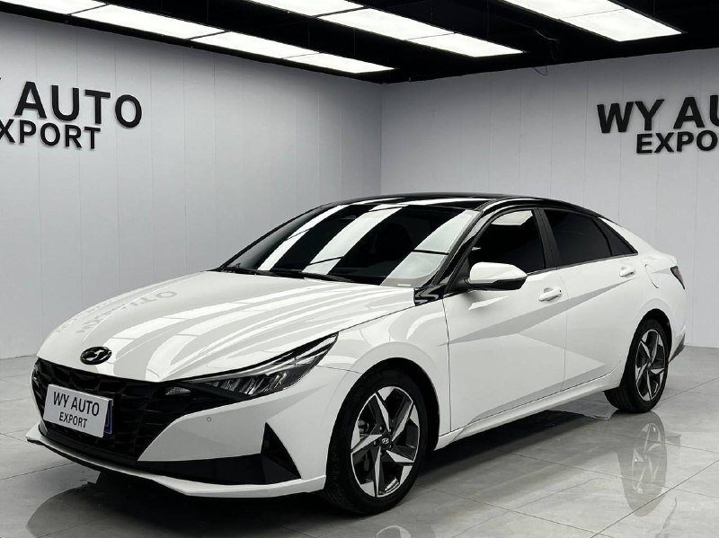 Hyundai Elantra 2022 фото 1