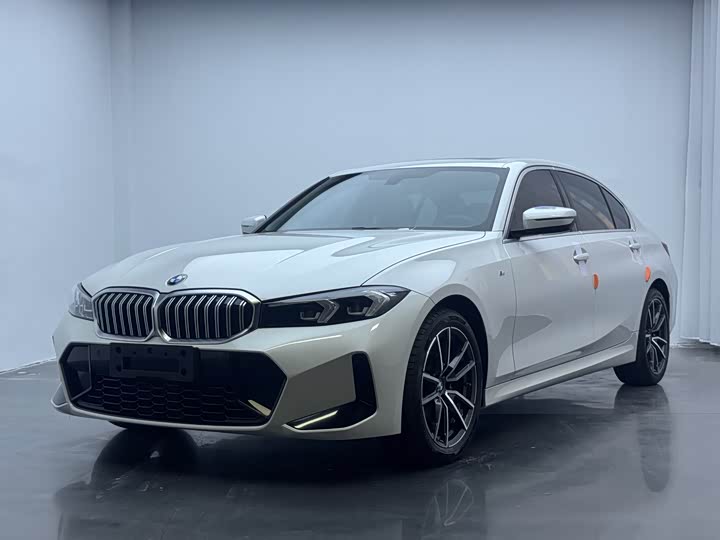 BMW 3‑серия 2023 фото 1